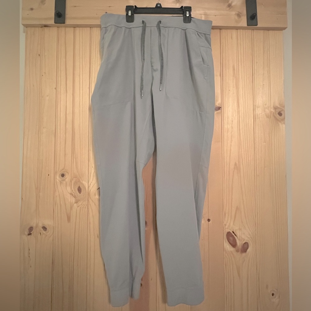 Men’s Lululemon joggers
